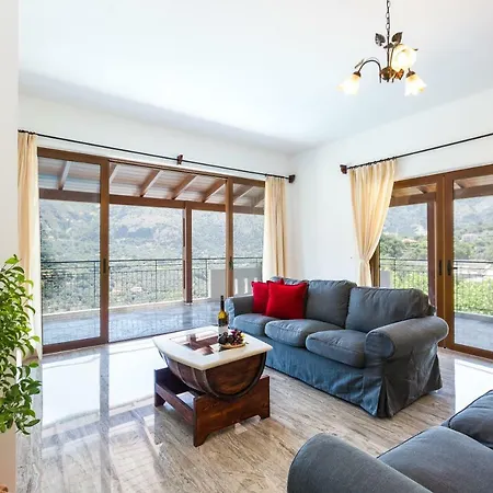 וילה With Heated Pool & Whirlpool